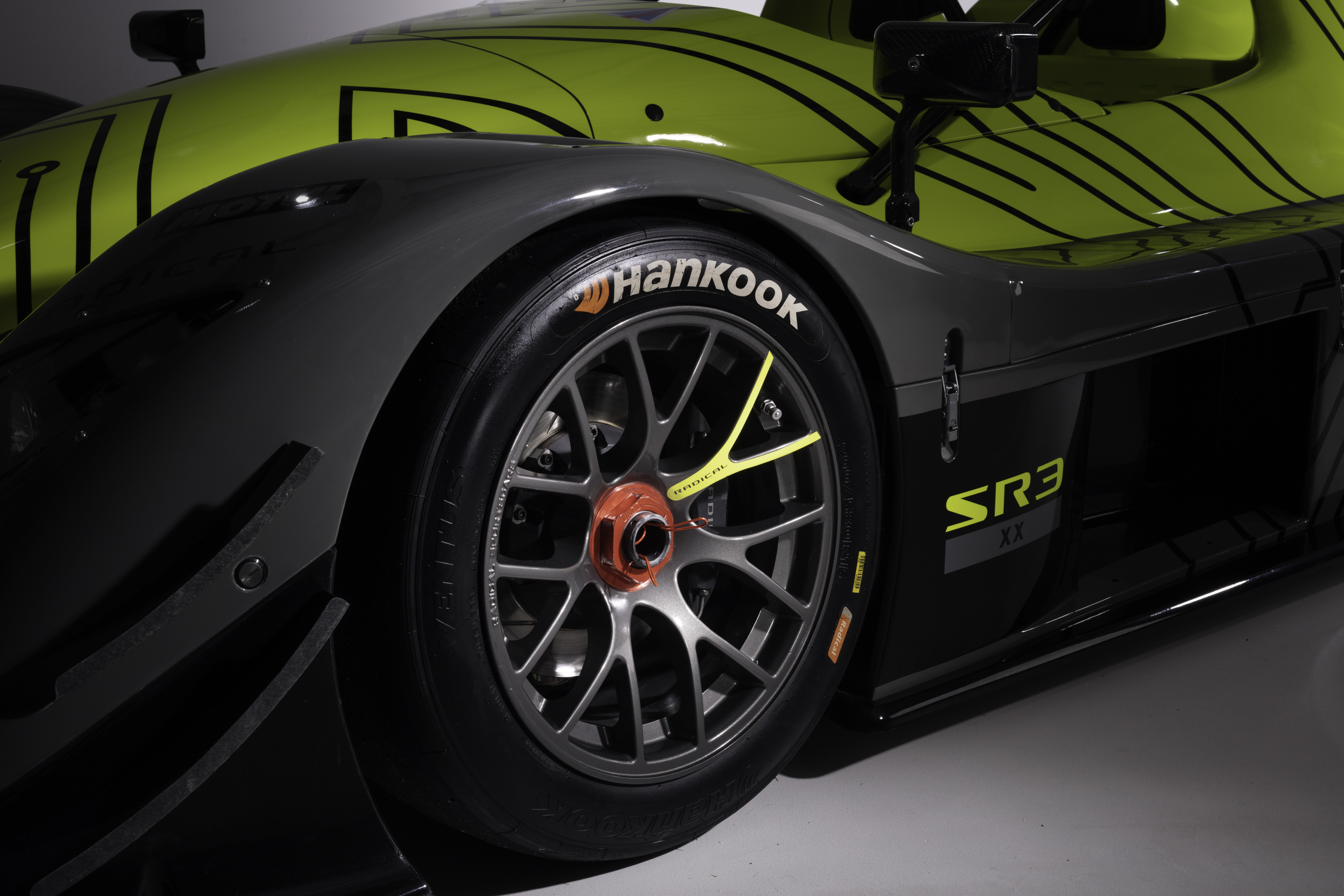 Radical SR3XX Alloy Wheel